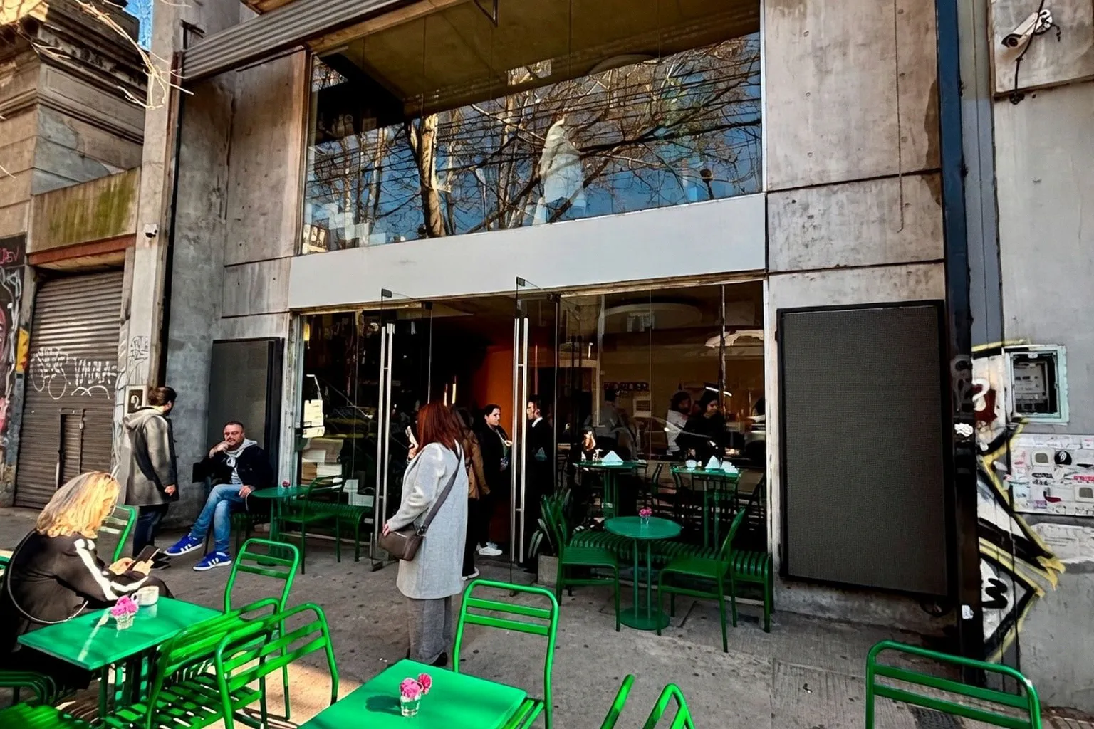 El hotel como motor de regeneración: cómo integrar el tejido local en la estrategia turística