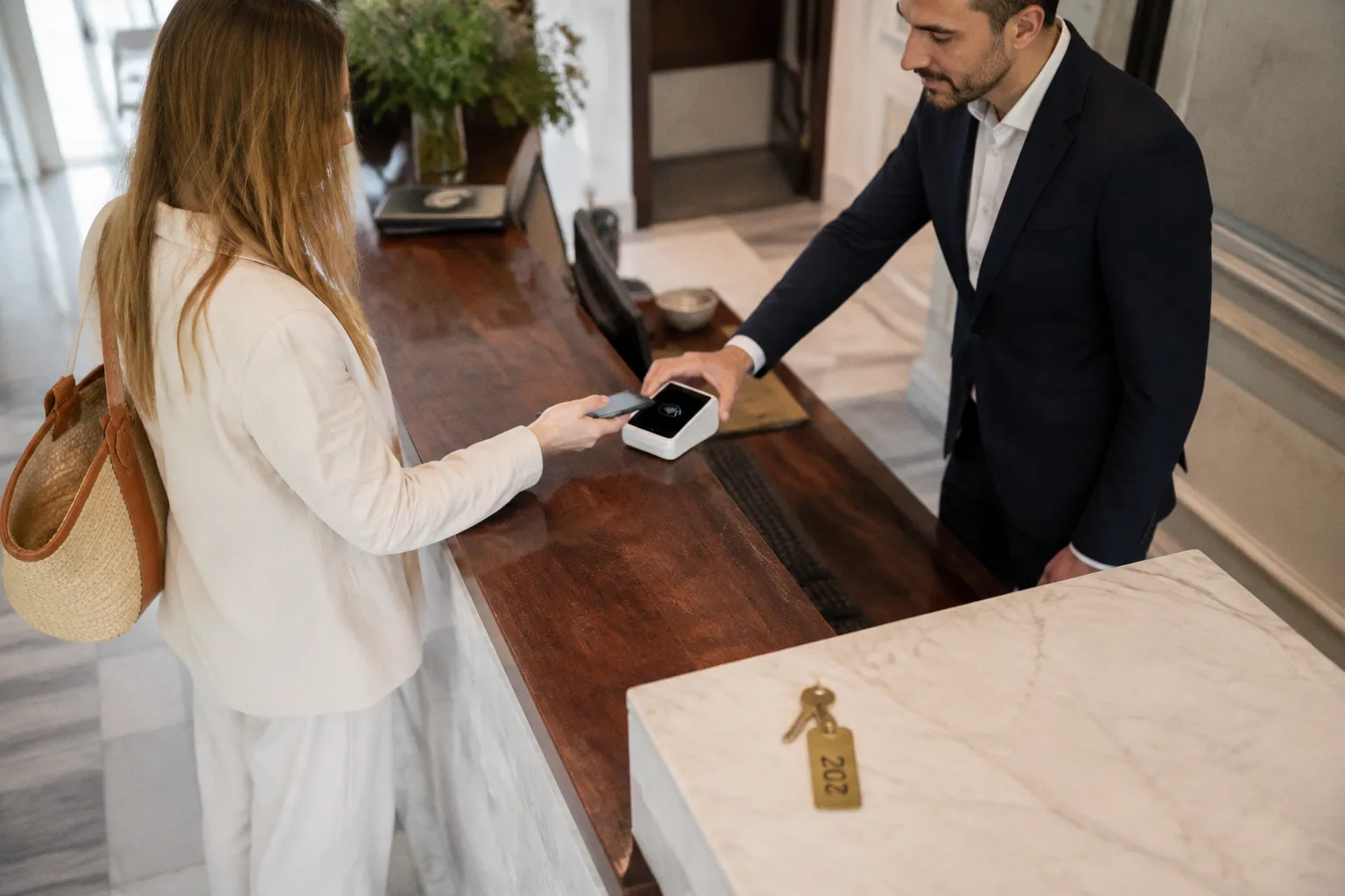 Pagos digitales en turismo: 4 soluciones para hoteles